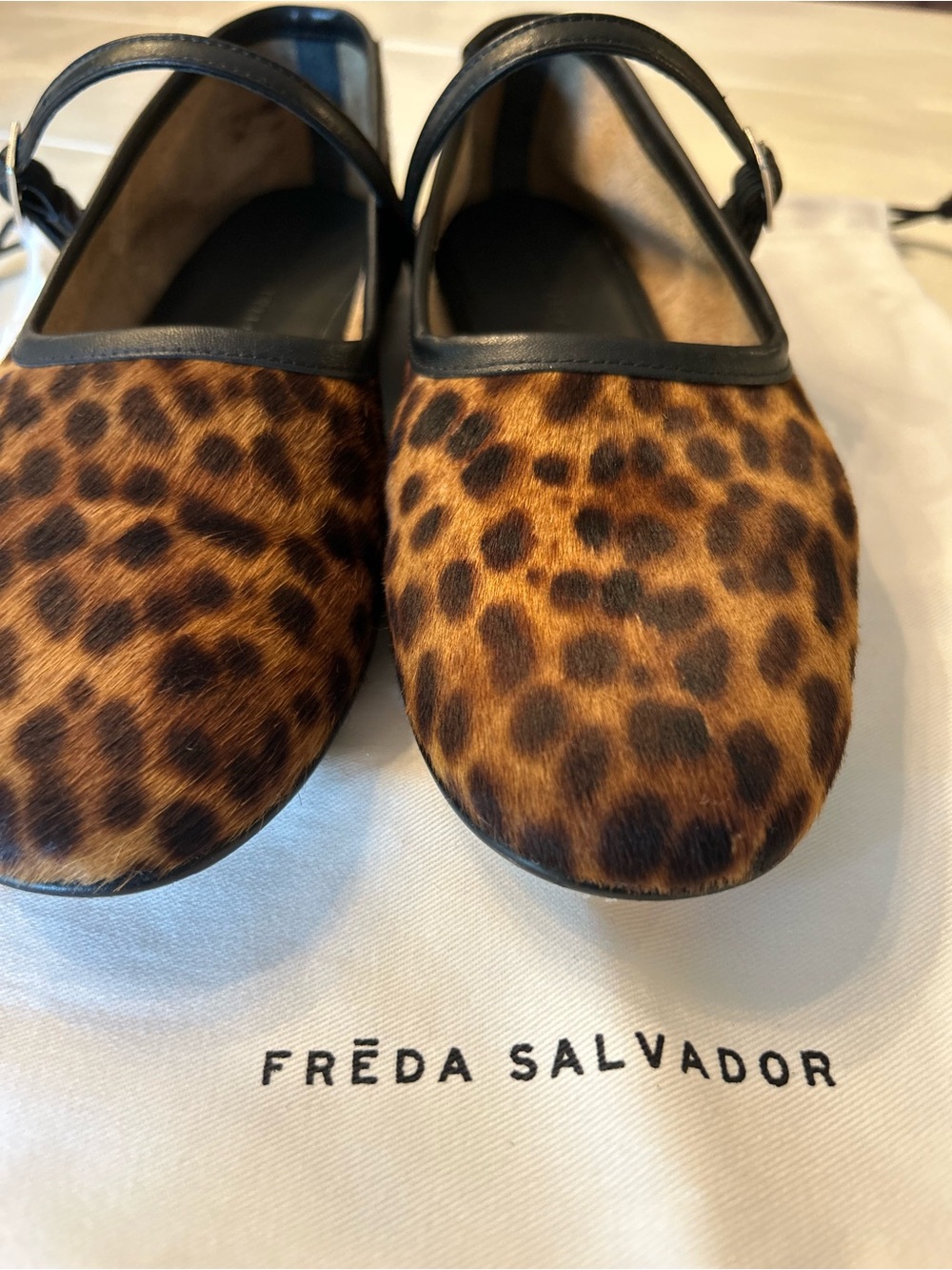 Freda Salvador Laurel Mary Jane - Picture 8 of 9